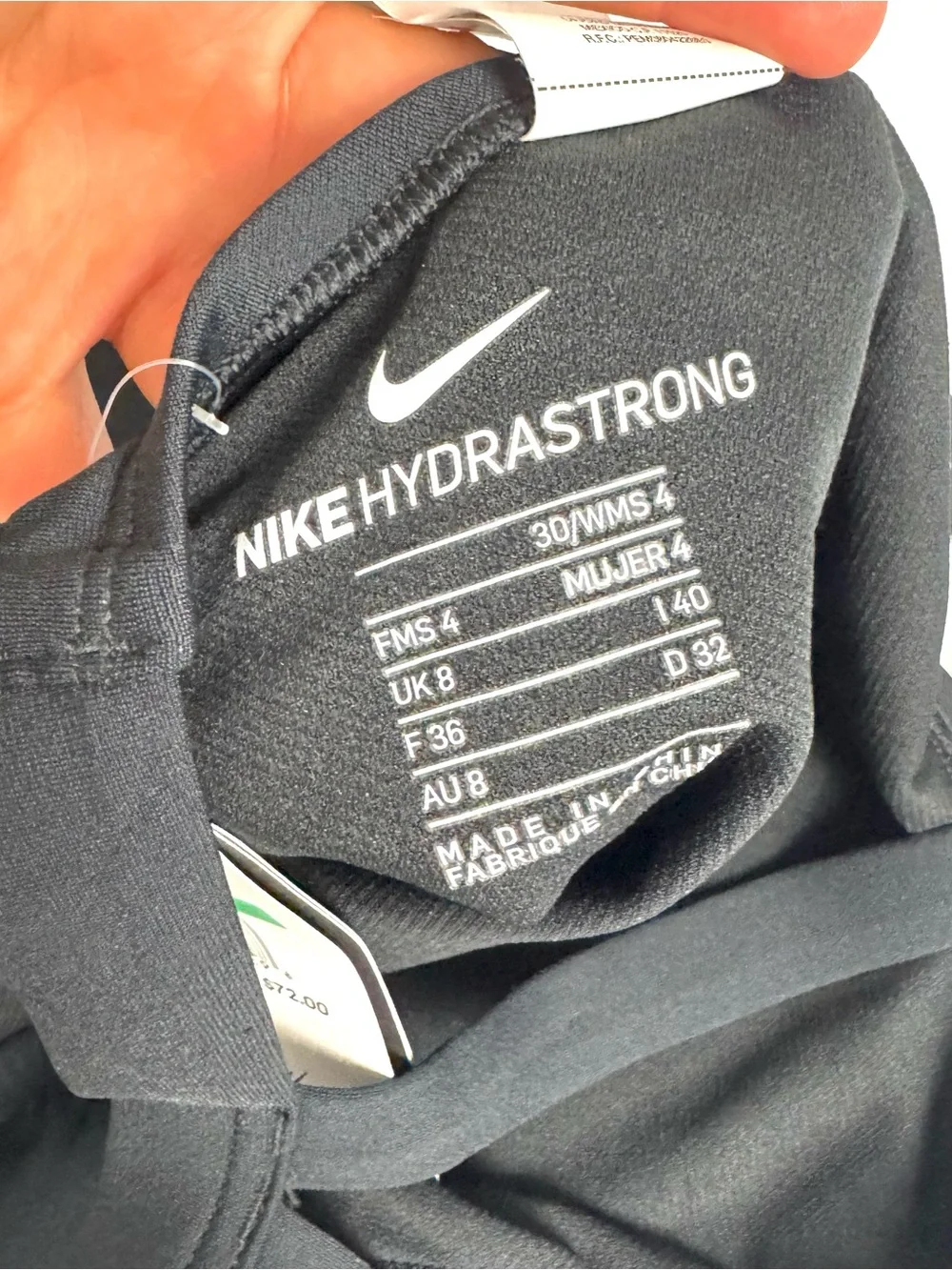 NWT Nike HydraStrong solid fastback one-piece swimsuit Women’s Sz 4 / 30 Black